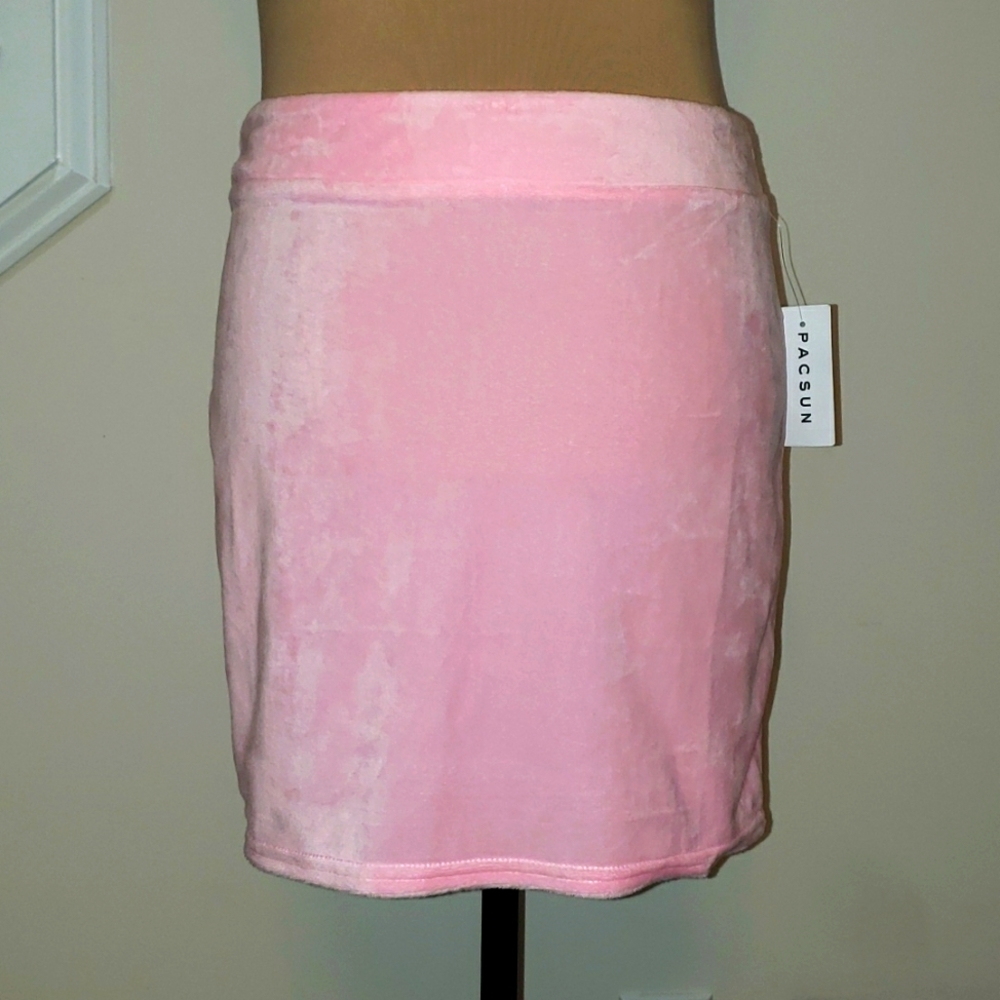 NEW! LA Hearts light pink skirt